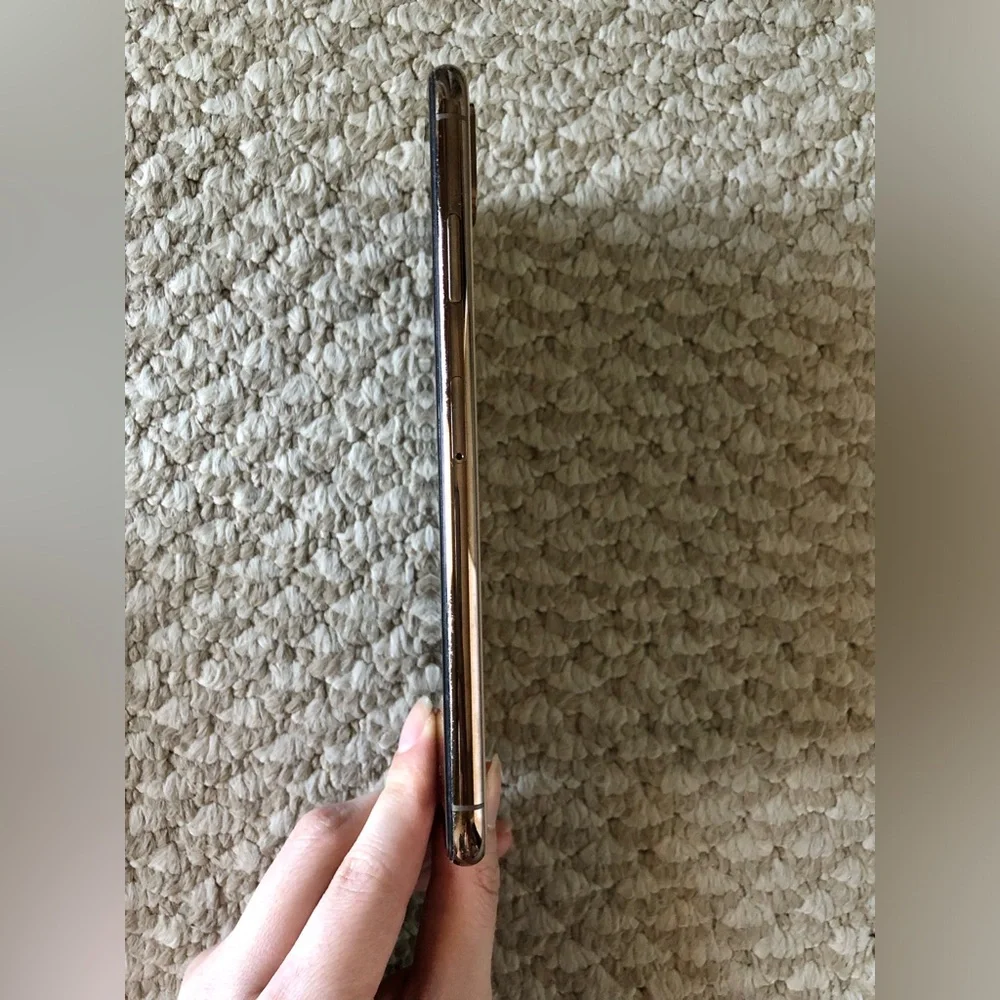 Apple IPhone XS Max 64GB Unlocked Gold
